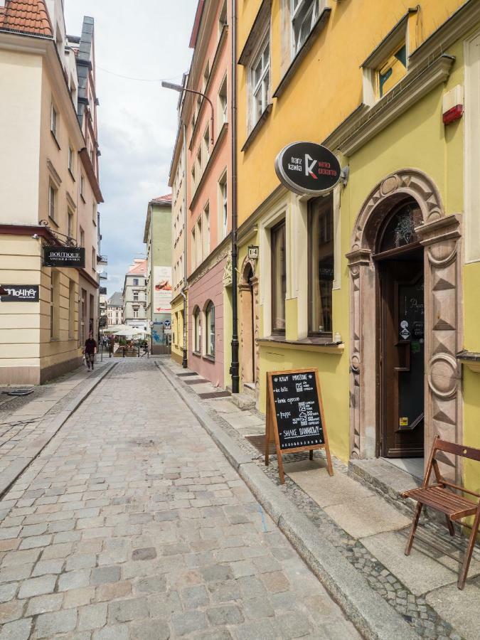 Best Apartments Wiezienna Monkeys Wrocław Eksteriør bilde
