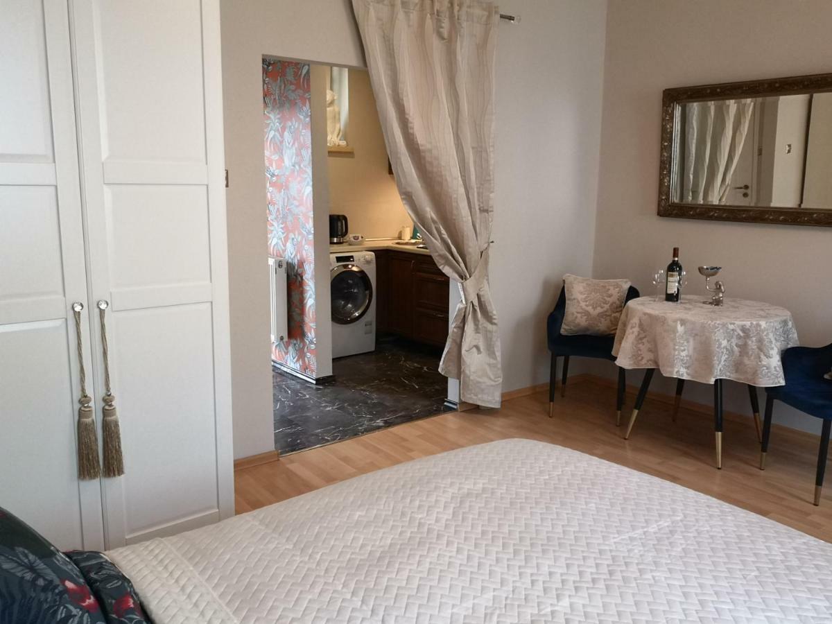 Best Apartments Wiezienna Monkeys Wrocław Eksteriør bilde